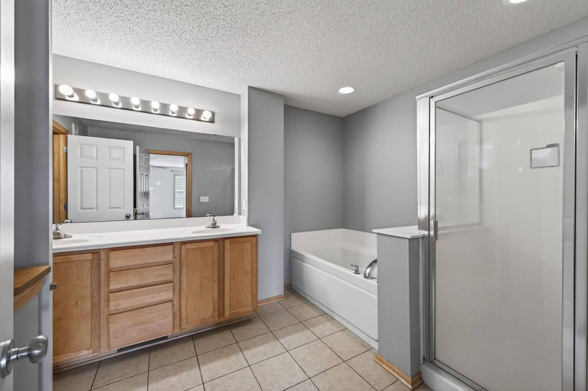 Townhouse for rent at 12210 Urbank St NE, Minneapolis, MN 55449