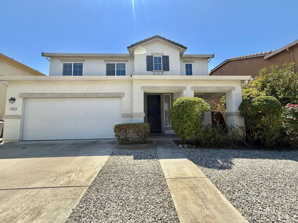 House for rent at 1776 Farnham Ave, Woodland, CA 95776