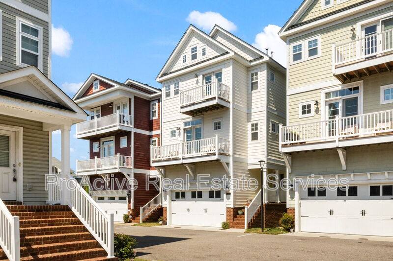 Apartment for rent at 9518 3rd Bay St #102, Norfolk, VA 23518