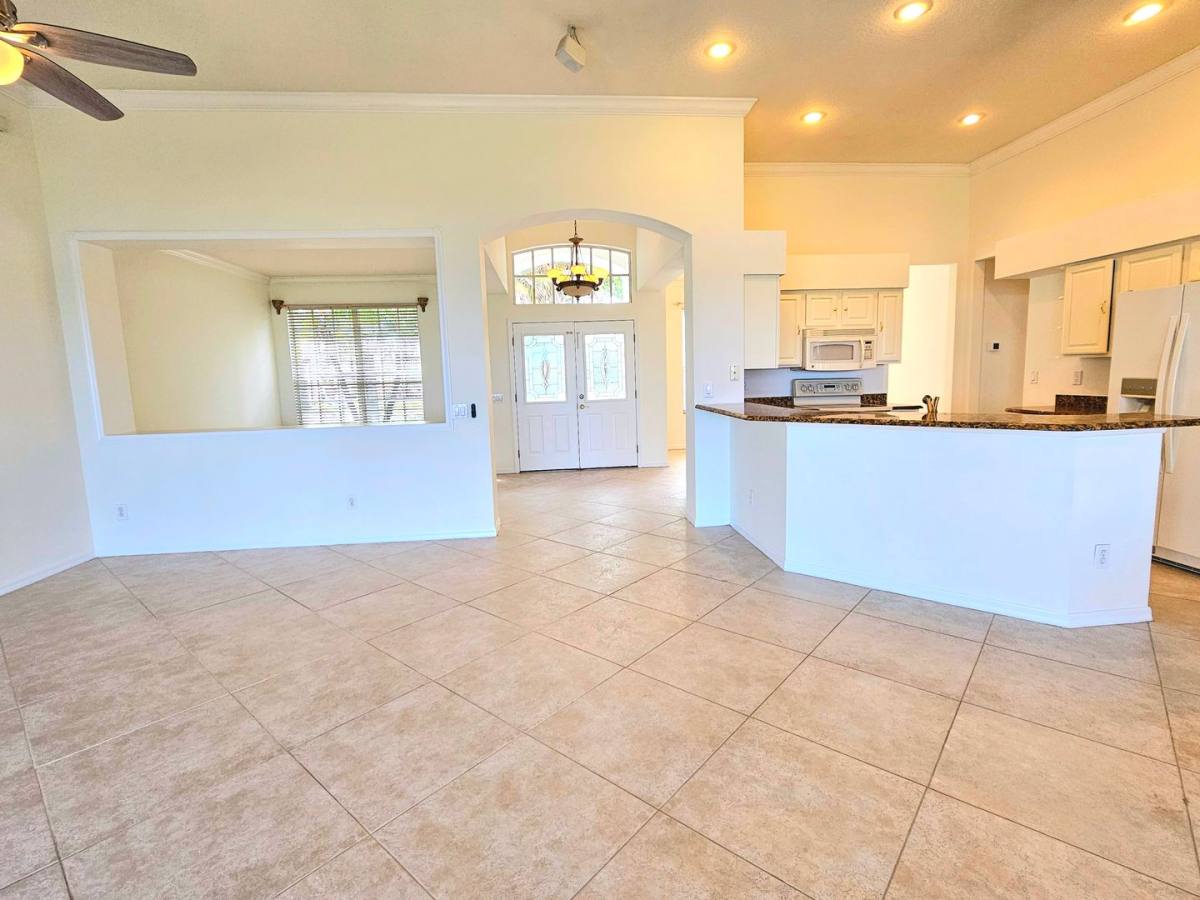 House for rent at 7209 Colonial Lake Dr, Riverview, FL 33578