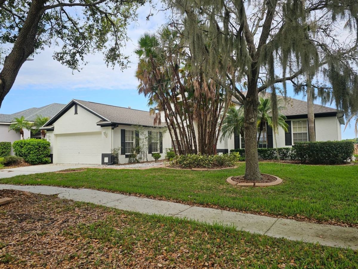House for rent at 7209 Colonial Lake Dr, Riverview, FL 33578