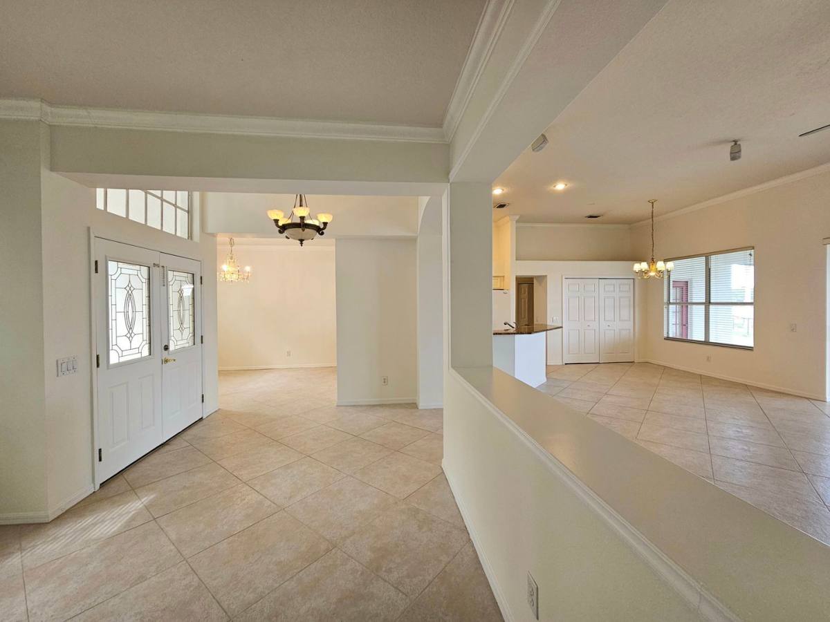House for rent at 7209 Colonial Lake Dr, Riverview, FL 33578