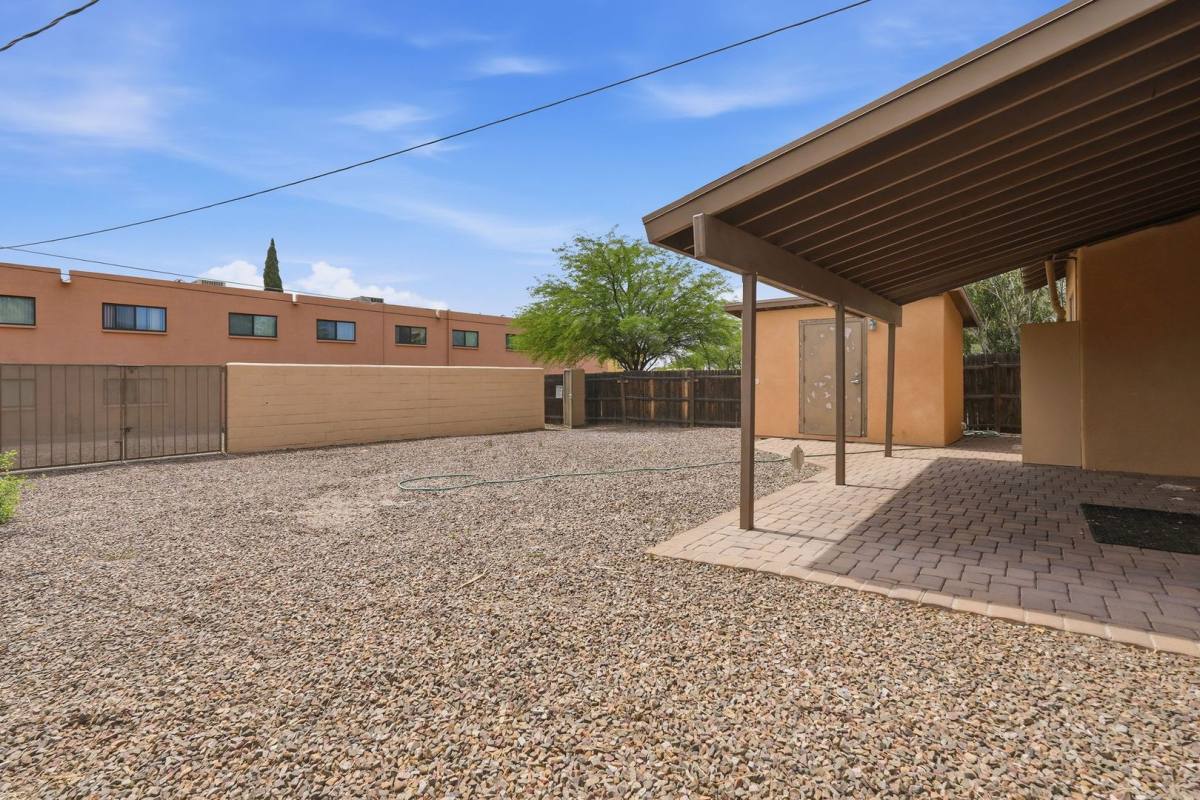Apartment for rent at 1048 E 7th St, Tucson, AZ 85719