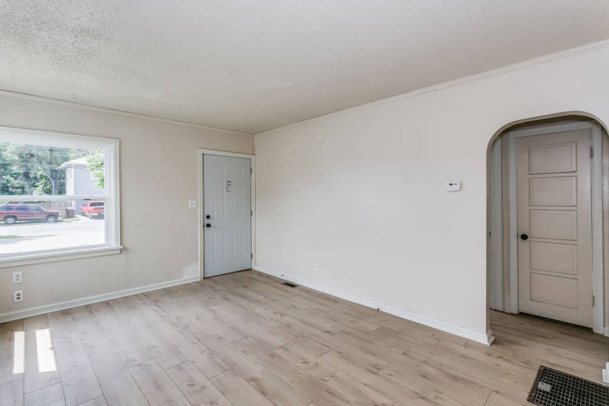 Apartment for rent at 1809 N Market St, Wichita, KS 67214