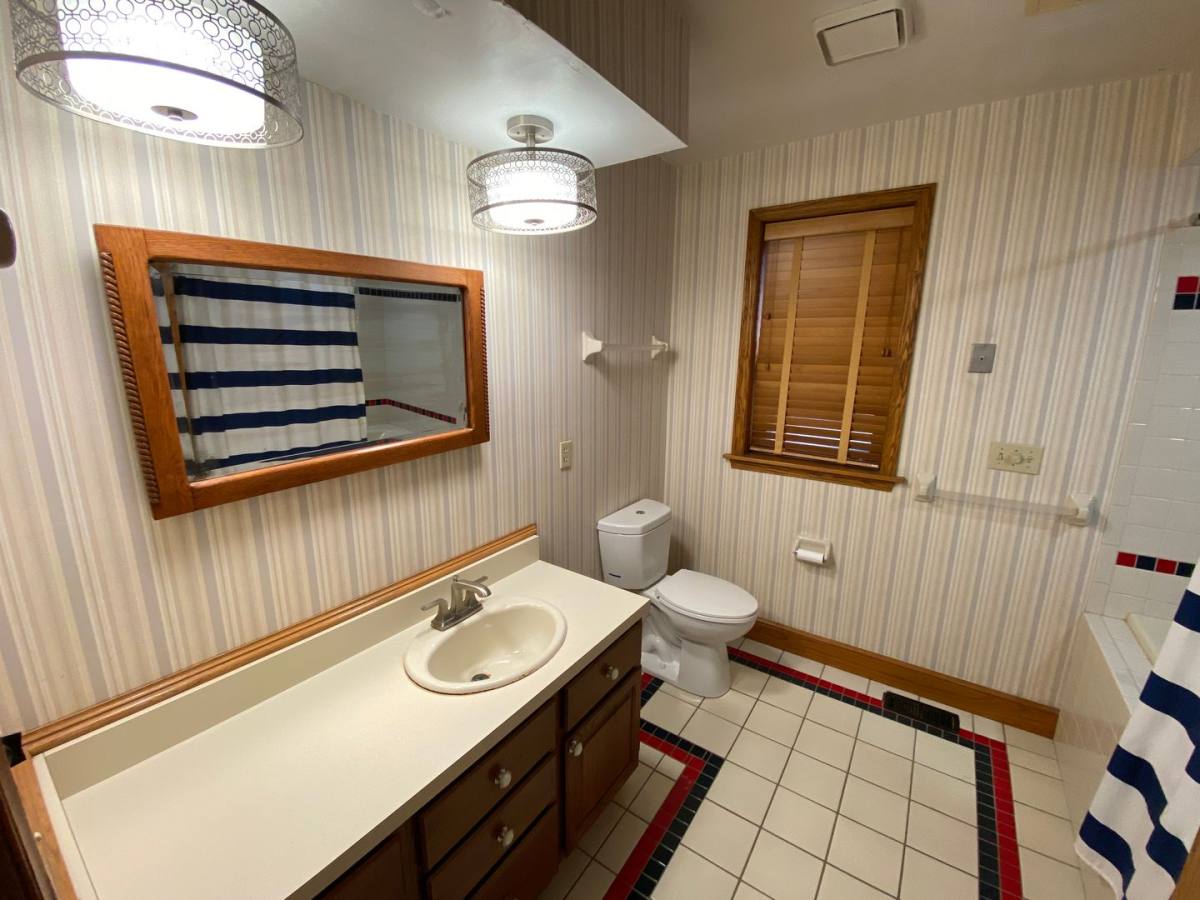 House for rent at 629 Dennison Ave, Columbus, OH 43215
