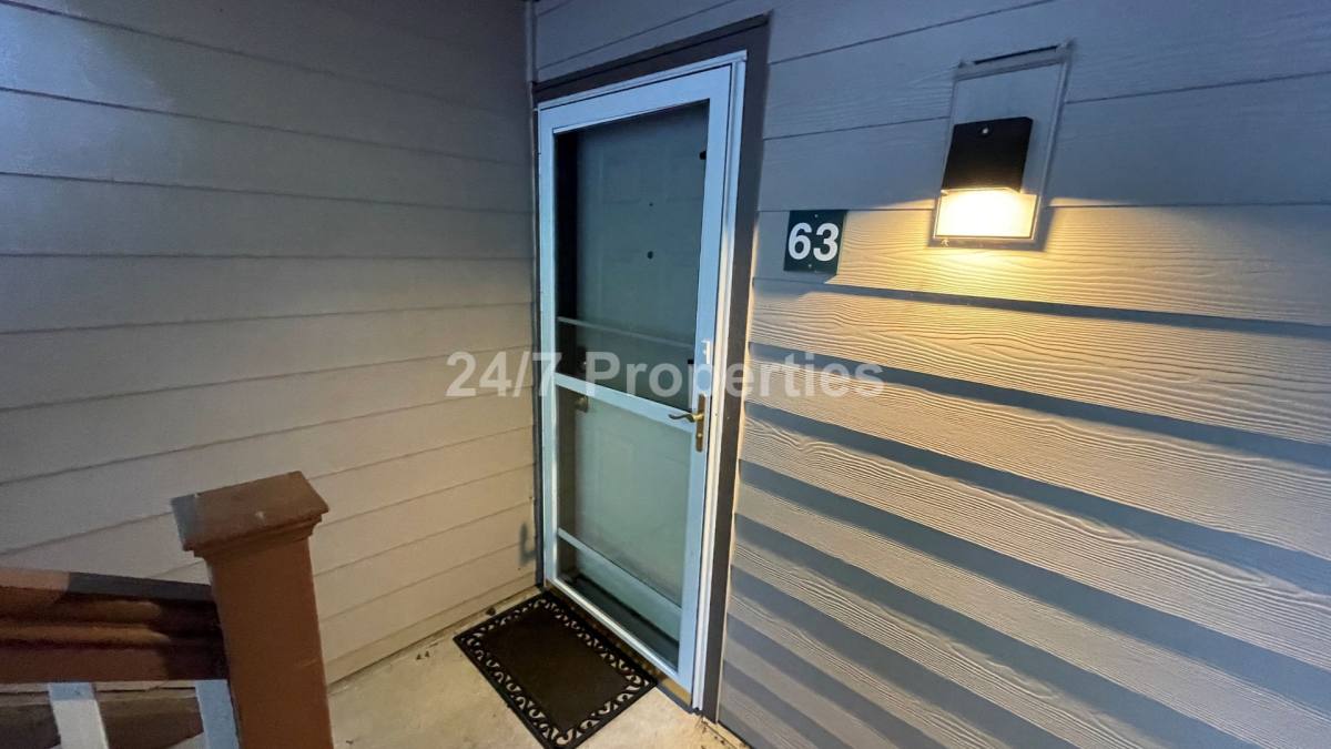 Condo for rent at 20070 Larkspur Lane, West Linn, OR 97068