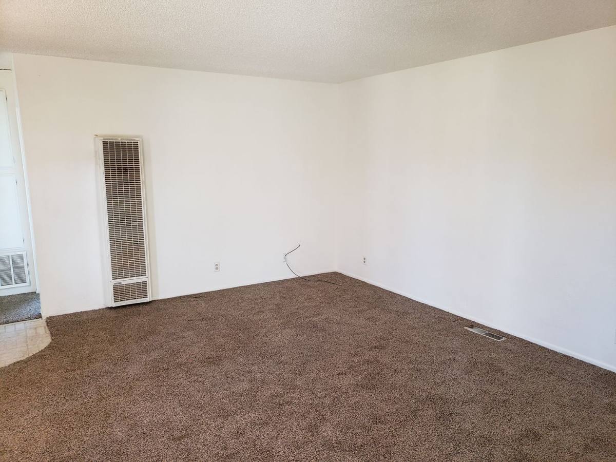 Apartment for rent at 54 Grand Ave, Oroville, CA 95965