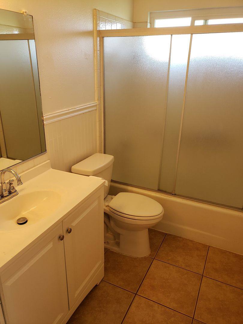 Apartment for rent at 54 Grand Ave, Oroville, CA 95965