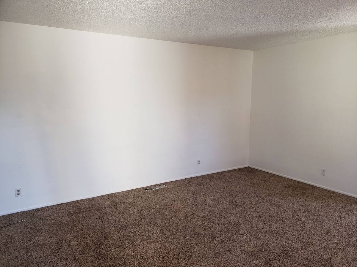 Apartment for rent at 54 Grand Ave, Oroville, CA 95965