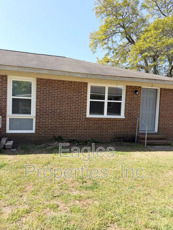 Apartment for rent at 1901 Peachtree St #D, Goldsboro, NC 27534