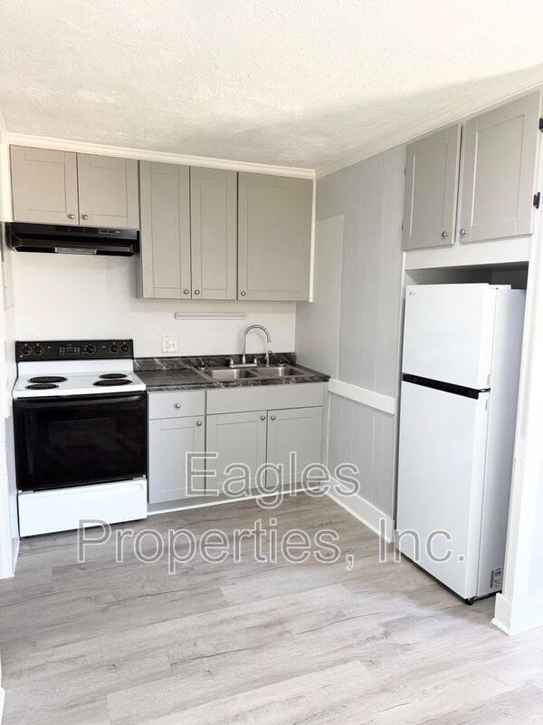 Apartment for rent at 1901 Peachtree St #D, Goldsboro, NC 27534