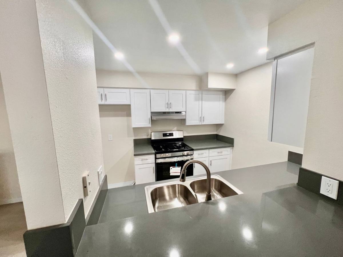 Apartment for rent at 7003 Haskell Ave, Van Nuys, CA 91406