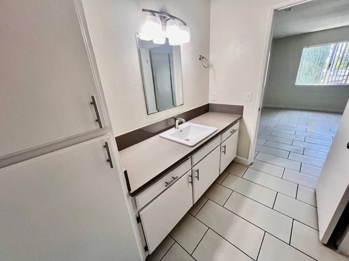 Apartment for rent at 7003 Haskell Ave, Van Nuys, CA 91406