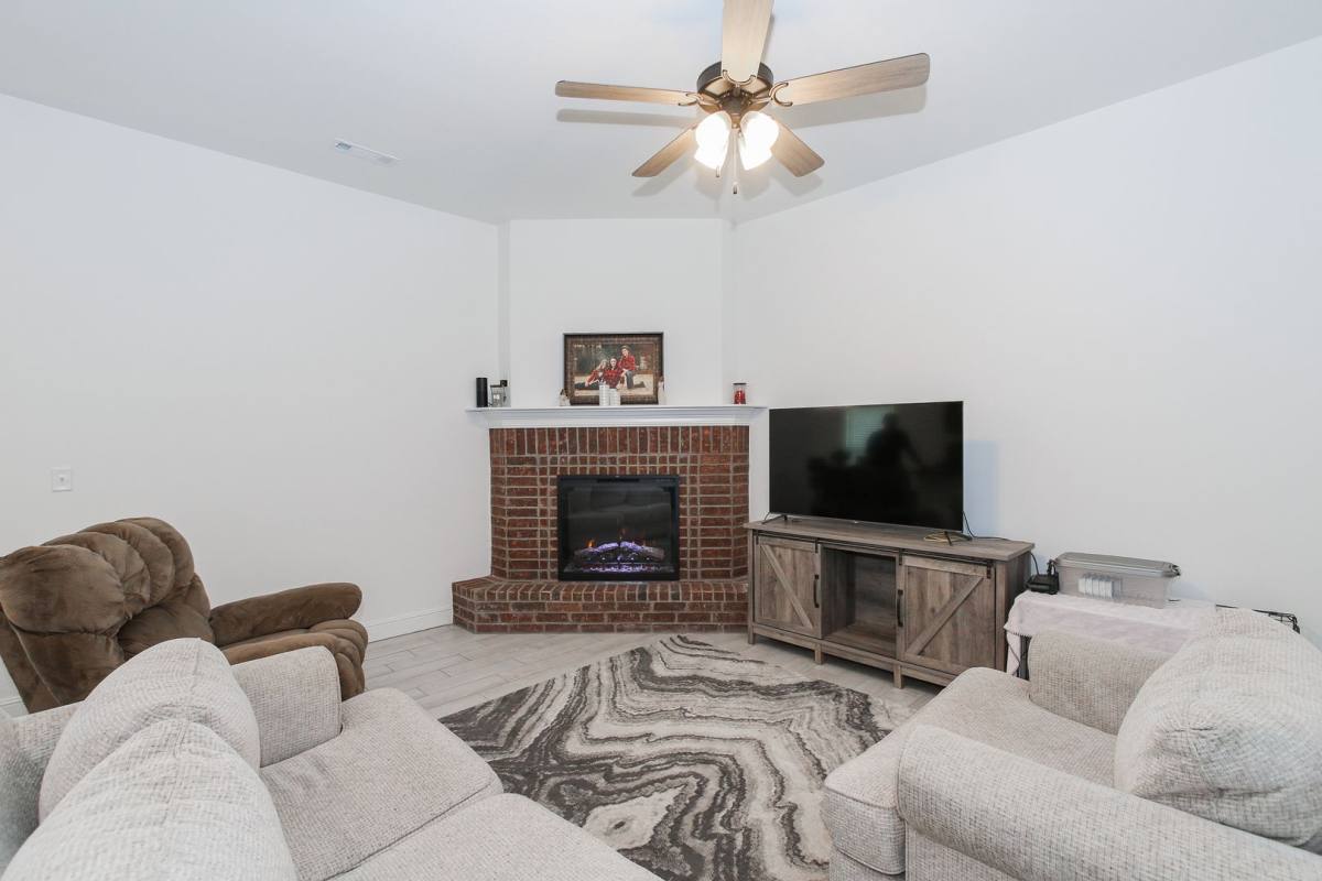 House for rent at 1605 Emma St, Gentry, AR 72734