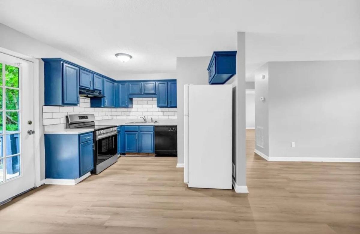 Apartment for rent at 115 Berlin St, Athens, GA 30601