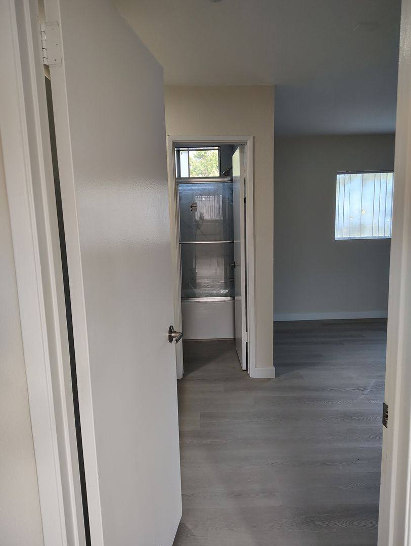 Apartment for rent at 7057 Haskell Ave, Van Nuys, CA 91406