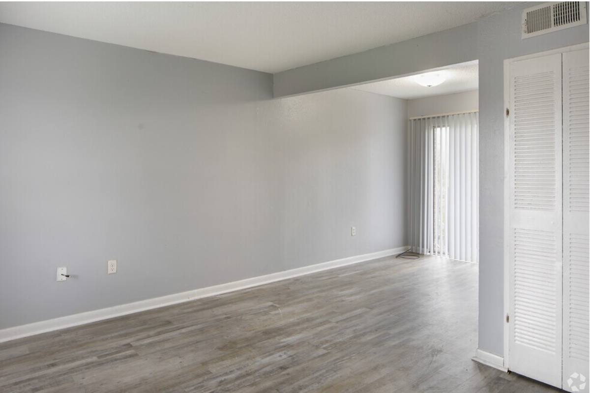 Apartment for rent at 2101 5th St, Bridgeport, AL 35740