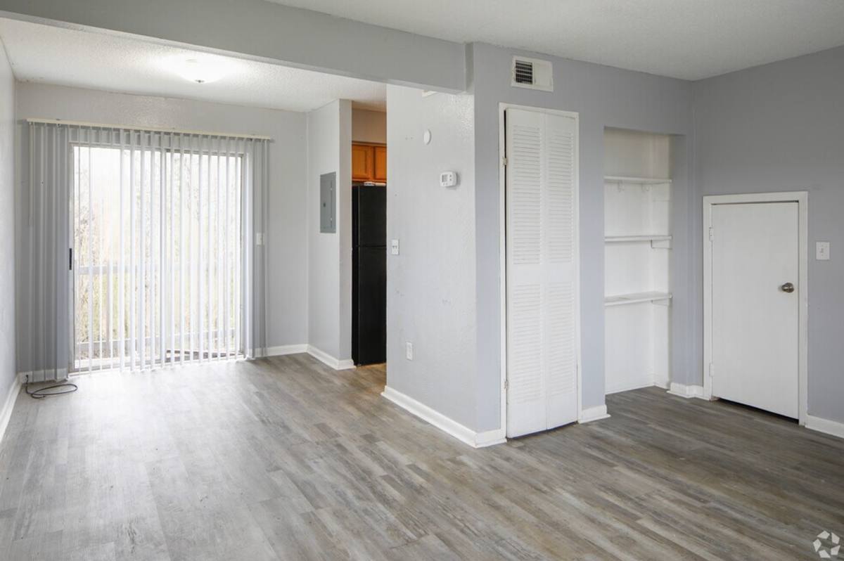 Apartment for rent at 2101 5th St, Bridgeport, AL 35740