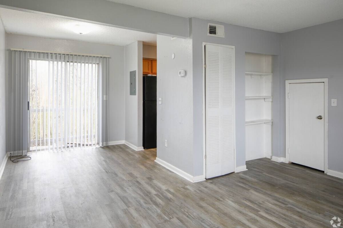 Apartment for rent at 2101 5th St, Bridgeport, AL 35740