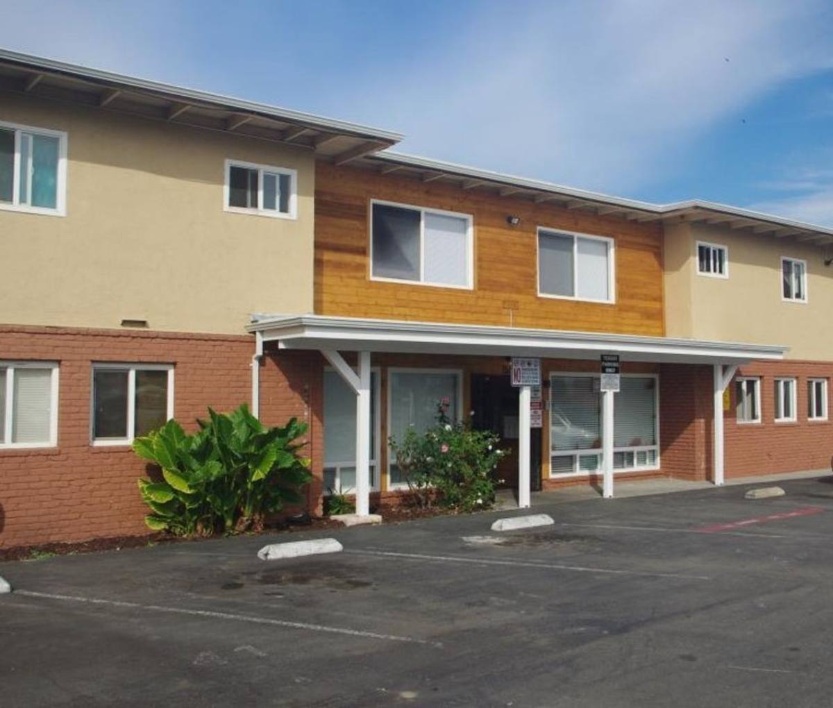 Apartment for rent at 1555 164th Ave, San Leandro, CA 94578