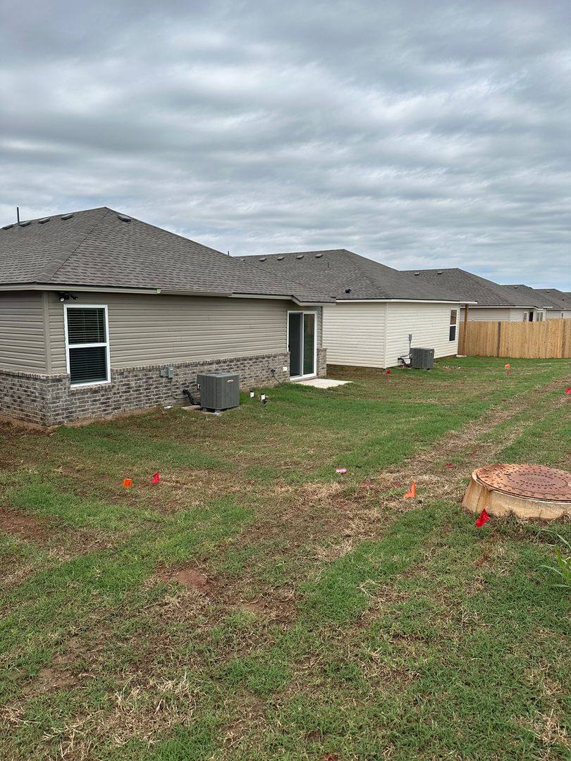 House for rent at 11620 Annette Dr, Yukon, OK 73099