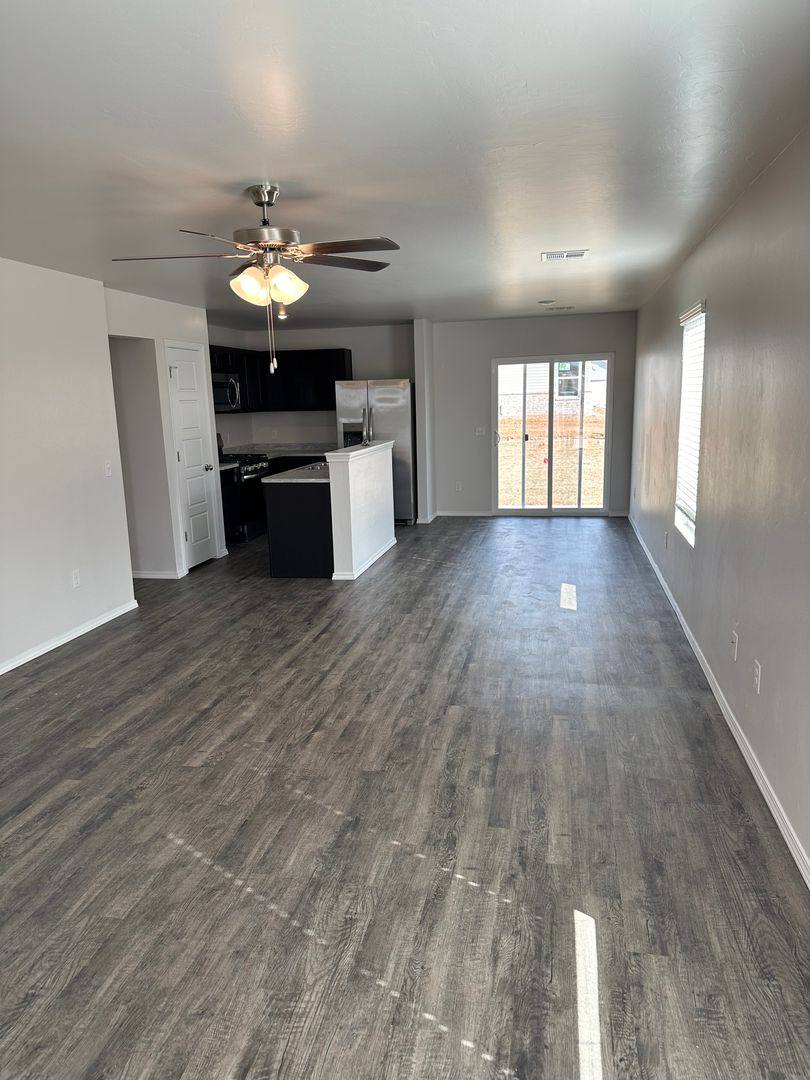 House for rent at 11620 Annette Dr, Yukon, OK 73099