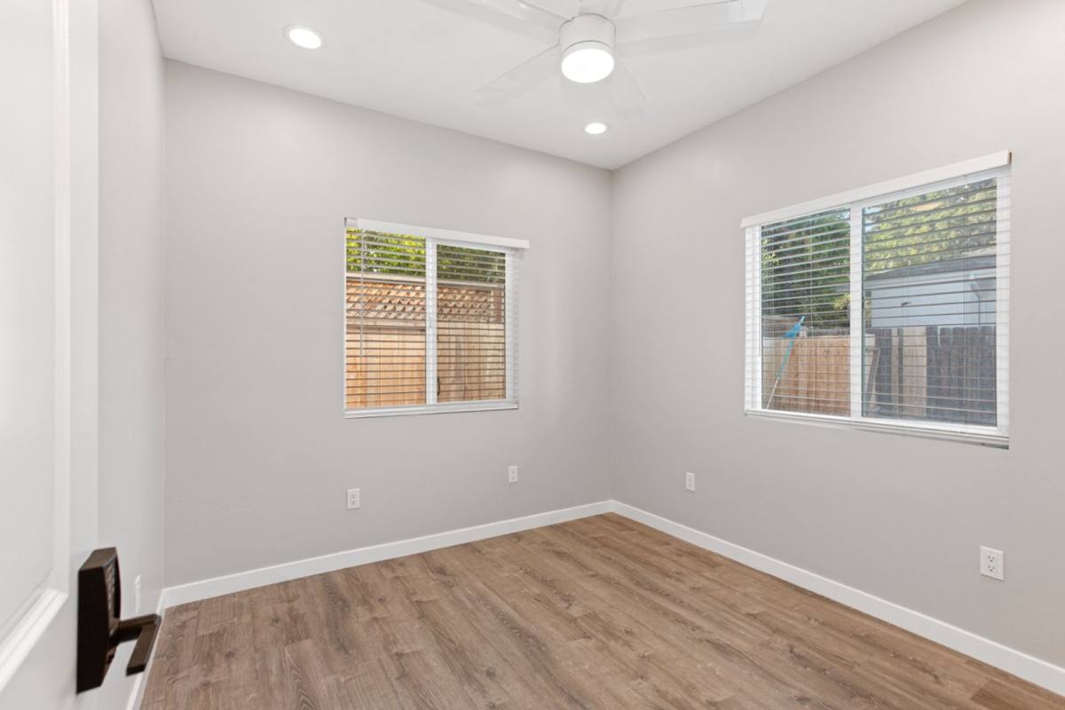 House for rent at 5042 54th St, San Diego, CA 92115