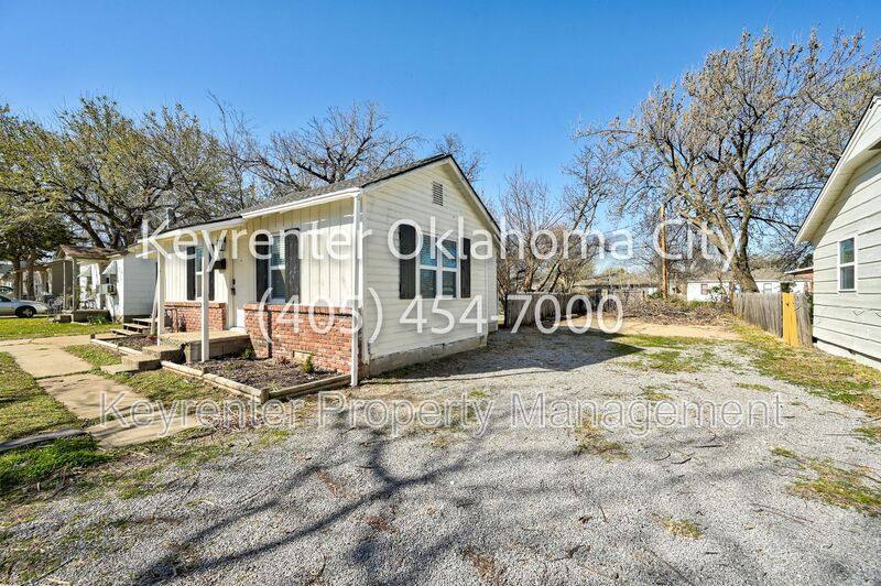 House for rent at 4913 N Willow Ave, Bethany, OK 73008