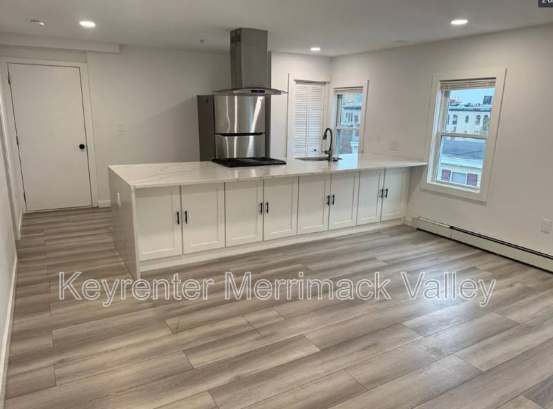Apartment for rent at 61 Chapel St - 3rd Floor, Lowell, MA 01852