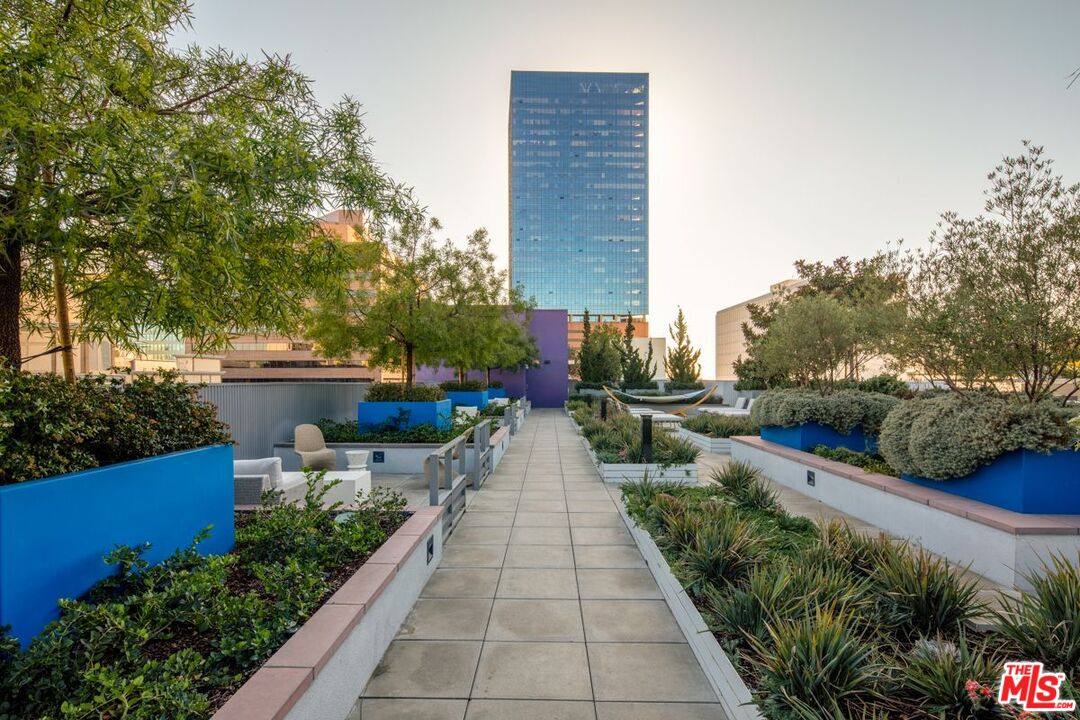 Apartment for rent at 1120 W 6th St, Los Angeles, CA 90017