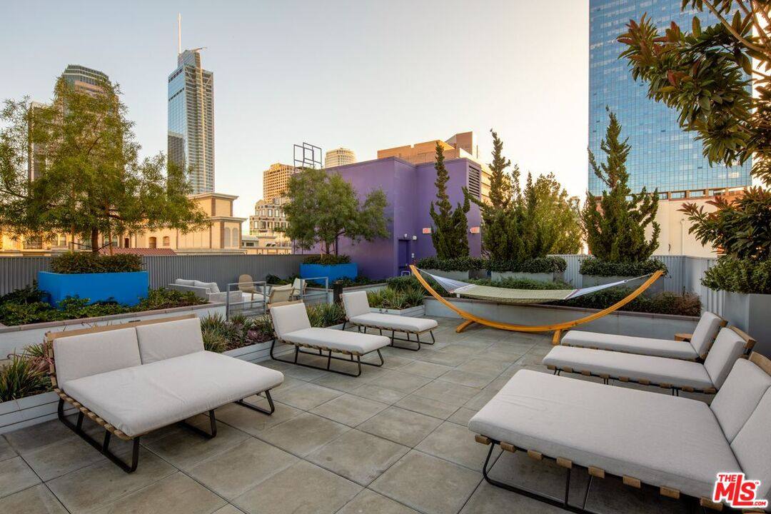 Apartment for rent at 1120 W 6th St, Los Angeles, CA 90017