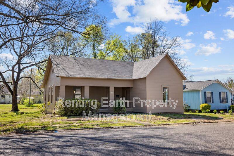 House for rent at 2017 48th St Ensley, Birmingham, AL 35208