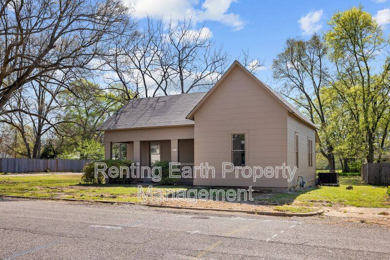 House for rent at 2017 48th St Ensley, Birmingham, AL 35208