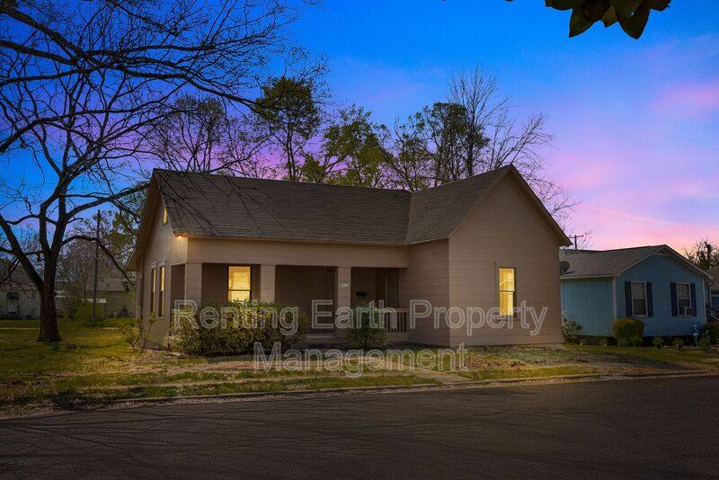 House for rent at 2017 48th St Ensley, Birmingham, AL 35208