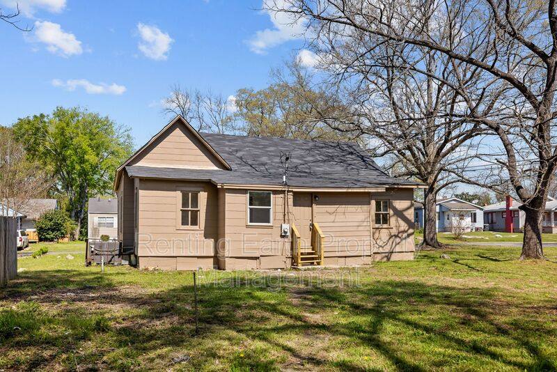House for rent at 2017 48th St Ensley, Birmingham, AL 35208