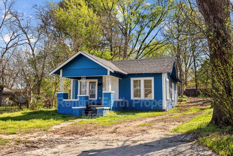 House for rent at 1209 19th Place SW, Birmingham, AL 35211