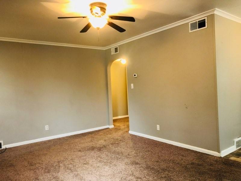 Apartment for rent at 1020 N 15th St, Bismarck, ND 58501