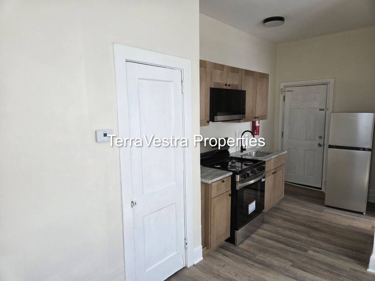Apartment for rent at 35 S Sussex St, Gloucester City, NJ 08030