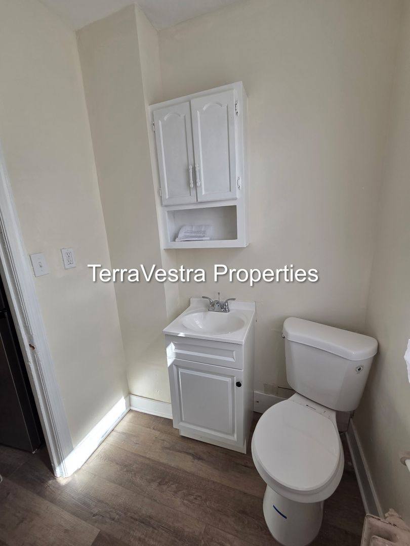 Apartment for rent at 35 S Sussex St, Gloucester City, NJ 08030