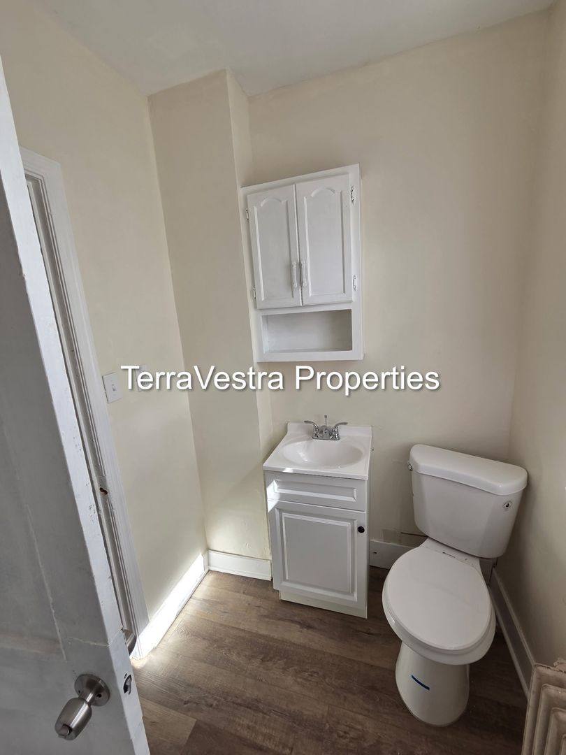Apartment for rent at 35 S Sussex St, Gloucester City, NJ 08030