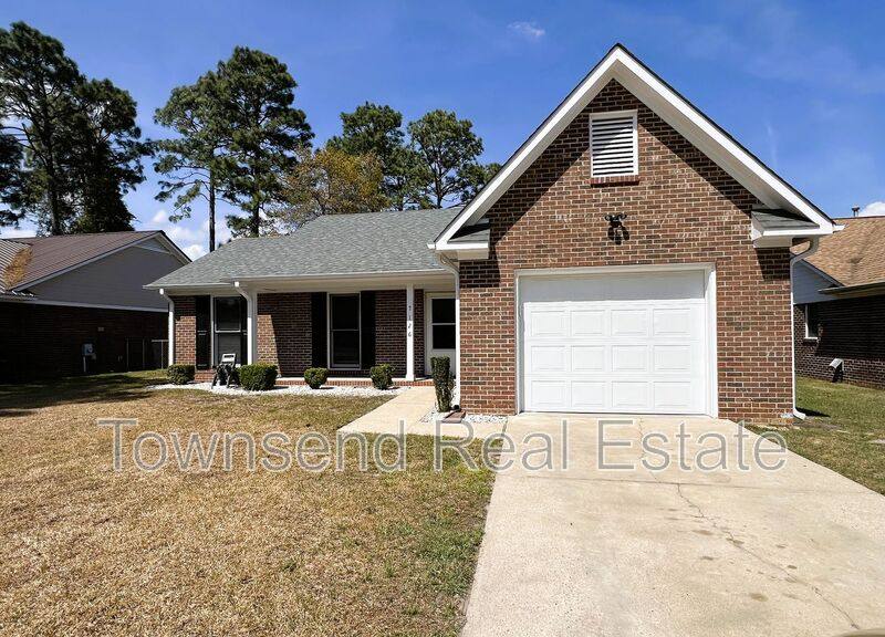 House for rent at 7126 Kearny Ave, Fayetteville, NC 28314