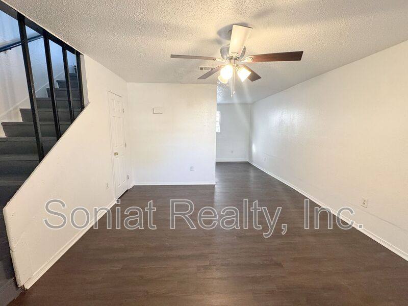 Apartment for rent at 1342 Elysian Fields Ave #B, New Orleans, LA 70117