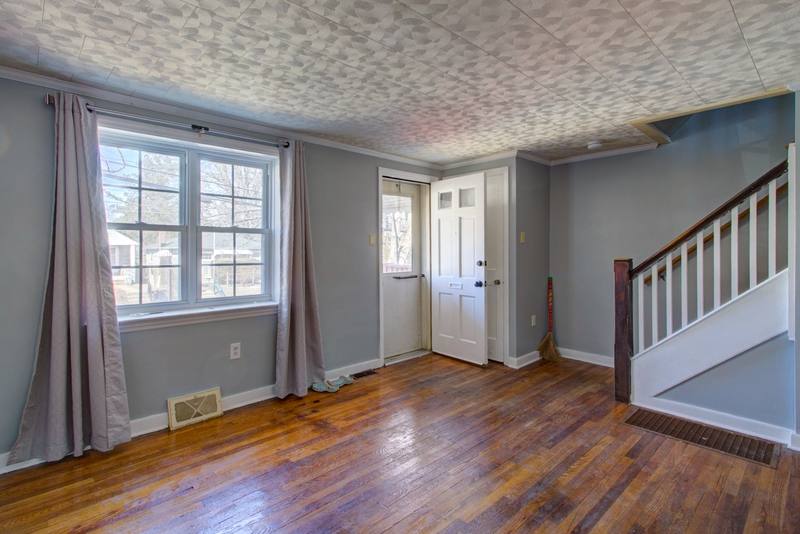 House for rent at 824 Wabank St, Lancaster, PA 17603