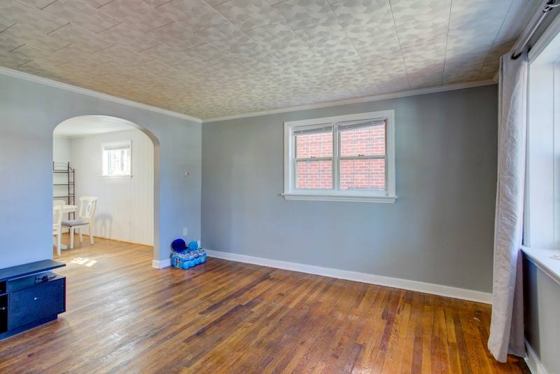 House for rent at 824 Wabank St, Lancaster, PA 17603