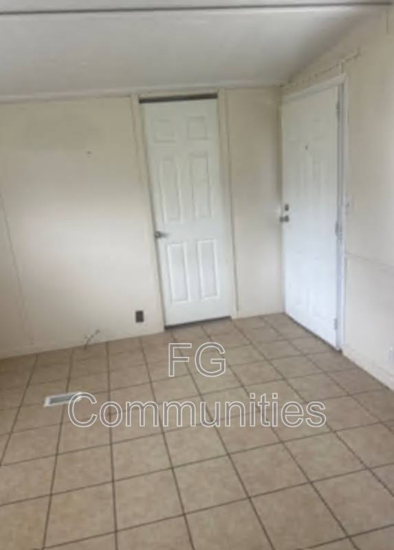 House for rent at 23 Country Village Dr, Candler, NC 28715