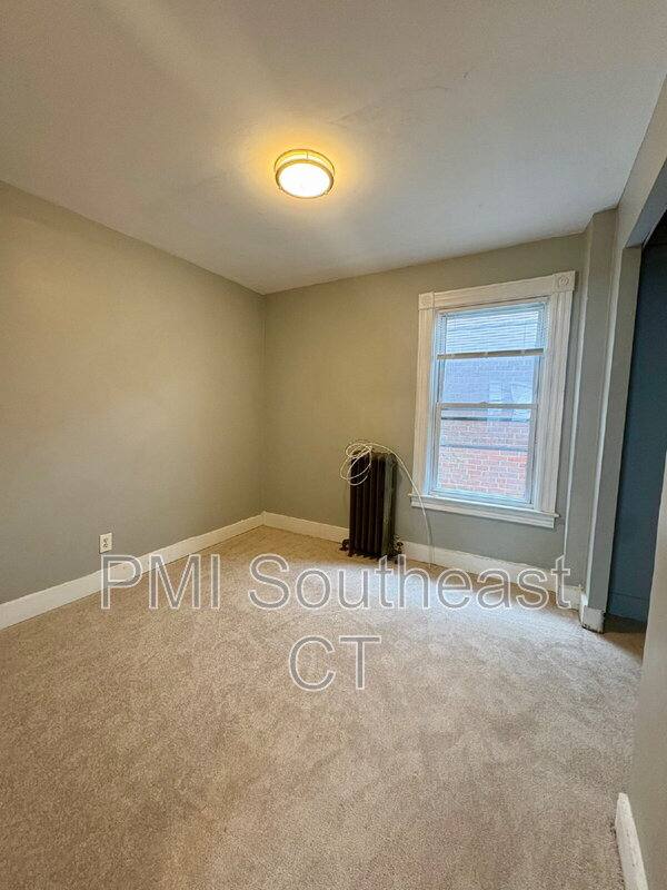 Apartment for rent at 50 Montauk Ave #1, New London, CT 06320
