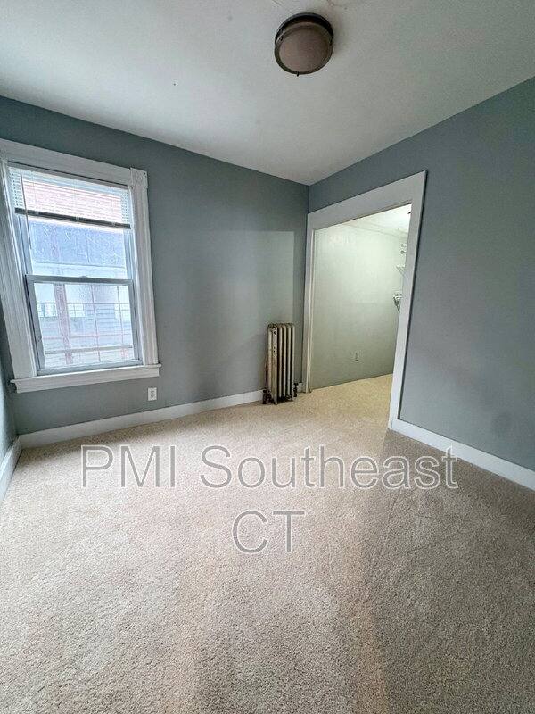 Apartment for rent at 50 Montauk Ave #1, New London, CT 06320