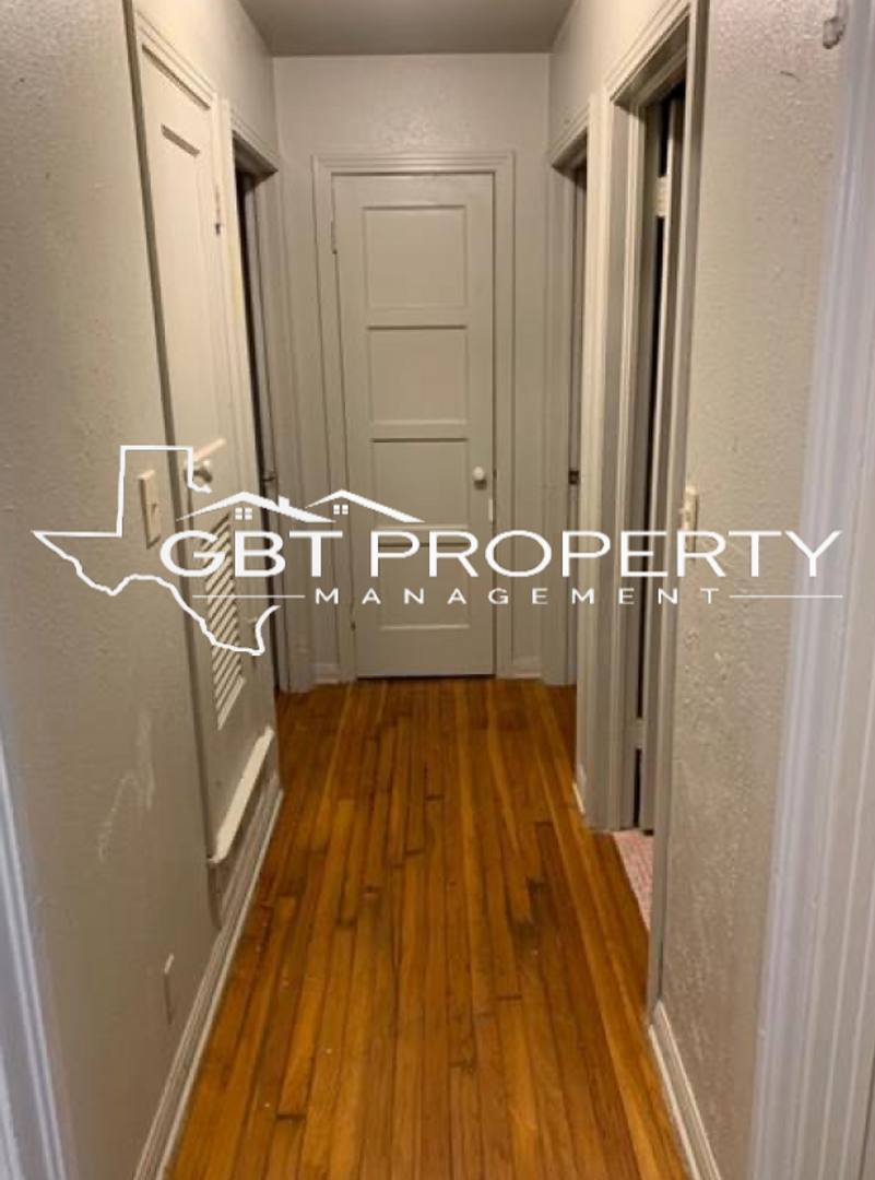 Apartment for rent at 308 N Dallas St, Groesbeck, TX 76642