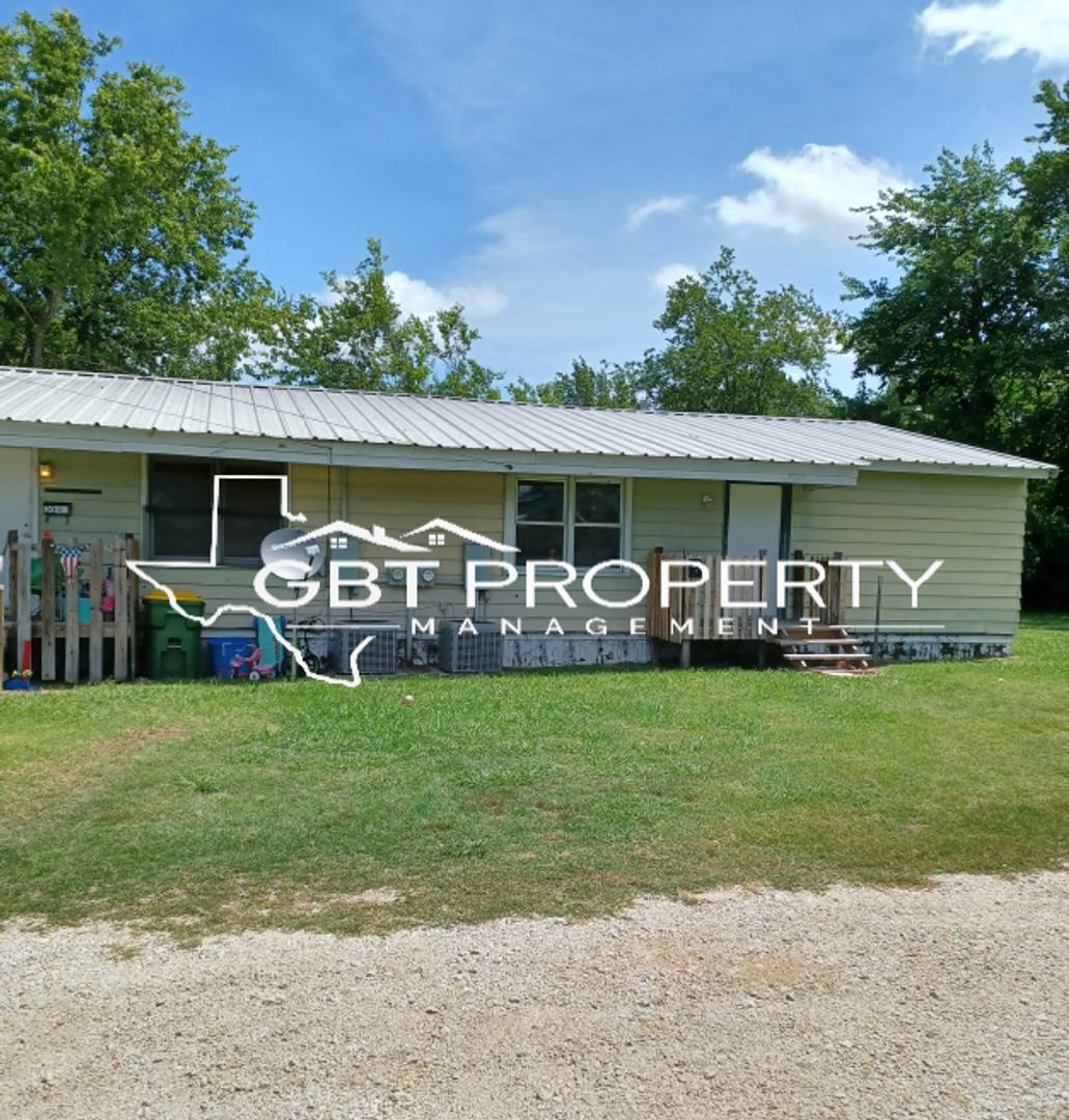 Apartment for rent at 308 N Dallas St, Groesbeck, TX 76642