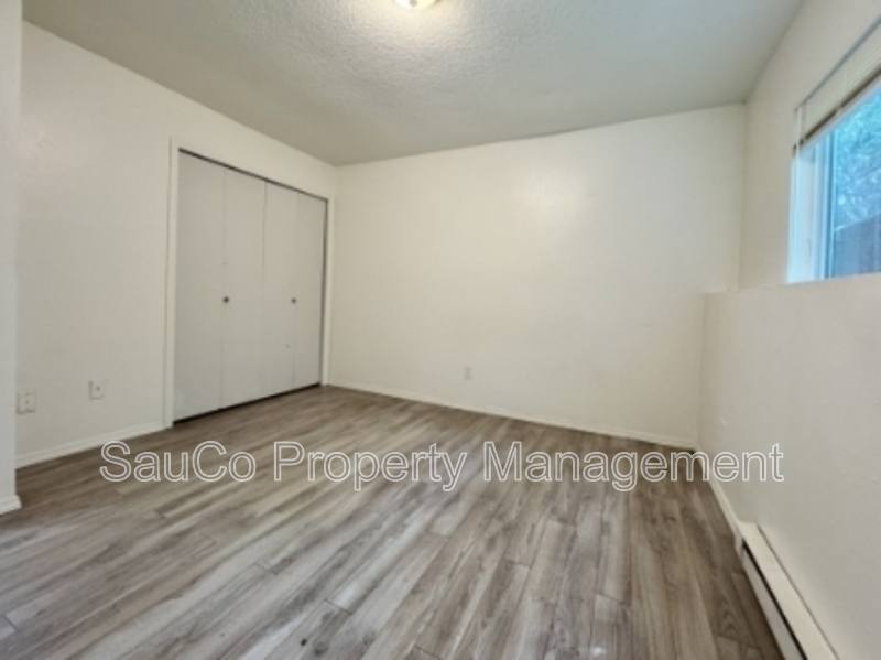 Apartment for rent at 5554 SW Beaverton Hillsdale Highway, Portland, OR 97221